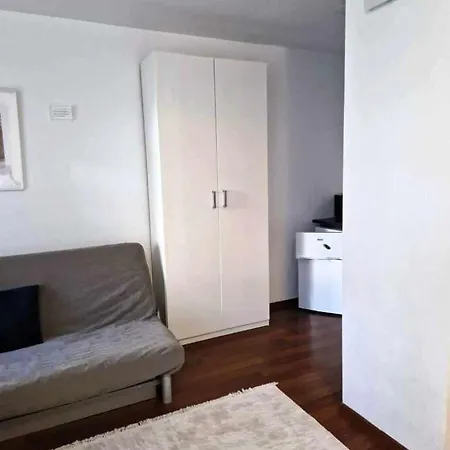 Great Kabaty Daire Varşova